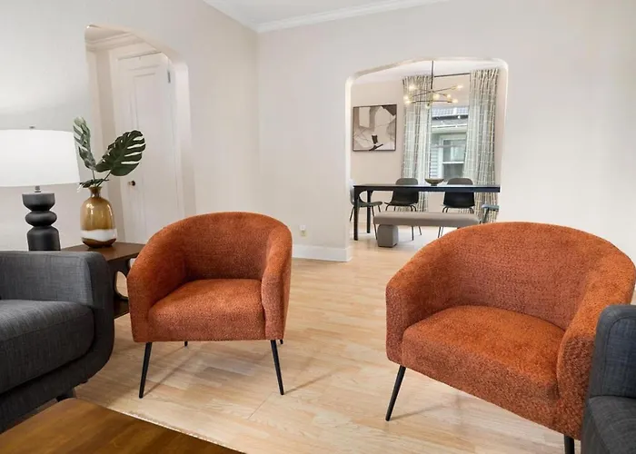 Hébergement de vacances Cozy Mid Century Oasis With 2 King Beds Peoria