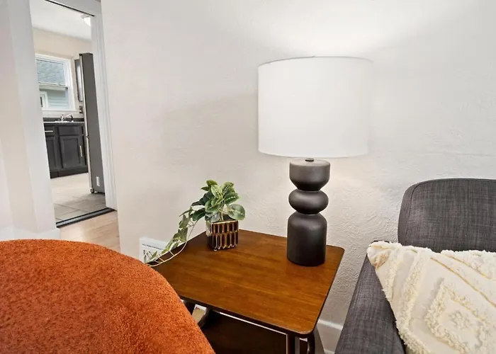 Hébergement de vacances Cozy Mid Century Oasis With 2 King Beds Peoria