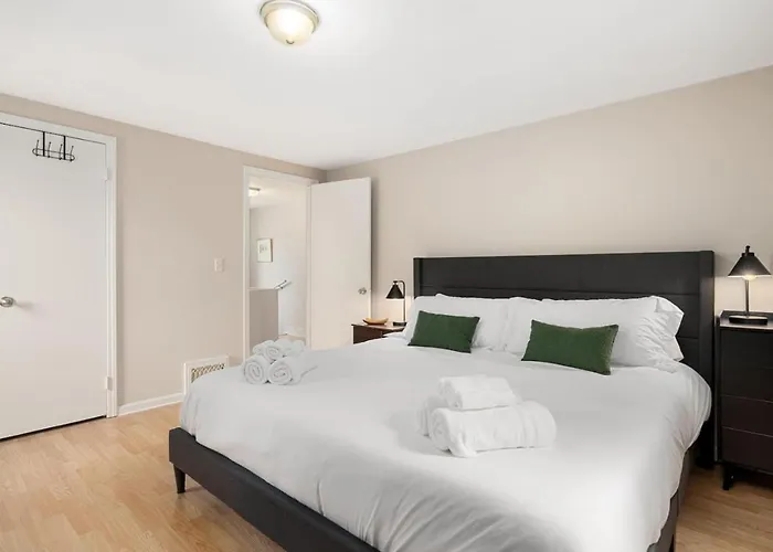 Cozy Mid Century Oasis With 2 King Beds * Peoria